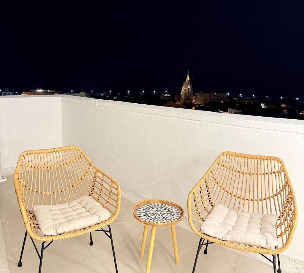 New Unique 270º View Above The Walls Apartamento *