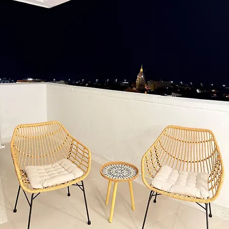 New Unique 270º View Above The Walls Apartamento *